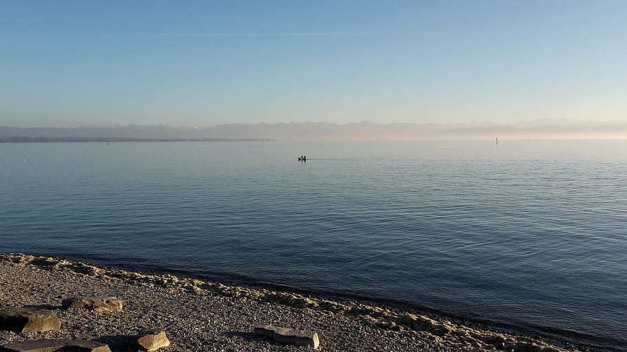 jezero konstanty, odpoledne, zimní, neperlivá voda
