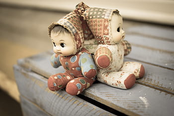 dolls, puppets, vintage dolls, stuffed dolls, retro dolls, old-fashioned dolls, fabric dolls, handmade dolls, decorative dolls, antique dolls, collectible dolls
