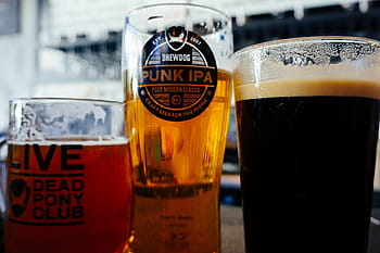 øl og øl, øl, ales, ale, Bar, brygge, BrewDog, håndverksbrygget øl, glass, indie blek ale, ipa