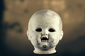Baby-Gesichtspuppe, Puppe, Kopf, alt, Antiquität, gebrochen, sprang auf, morbid, tote Augen, schmutzig, scan kb dia