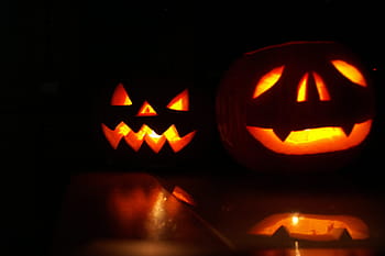 dva oranžové jack-o-lucerny, dýně, oranžový, chlazení, předvečer Všech svatých, čalounění, oslava, Haloweenská dýně, noc, svítí