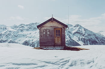 house, middle, snow mountain, brown, wooden, snowfield, mountains, hills, snow, winter, cold
