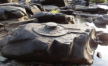 sahasralinga, Stein, Skulpturen, Flussbett, Shalmala, Symbol, religiös, Hinduismus, Spiritualität, spirituell, Religion