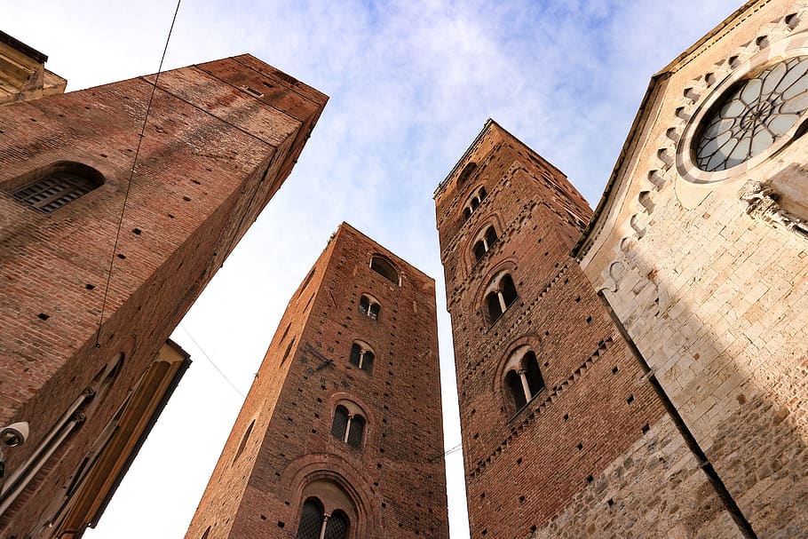 tower, architecture, city, urban, building, skyscraper, travel, cityscape, castle, landmark, historic