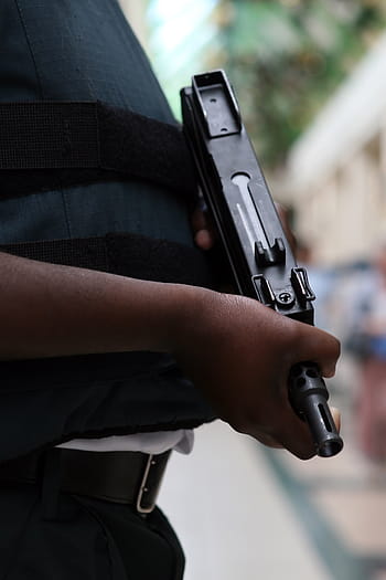 persona, detenzione, nero, uzi, mitragliatore, pistola, agente, armato, armatura, automatico, corpo