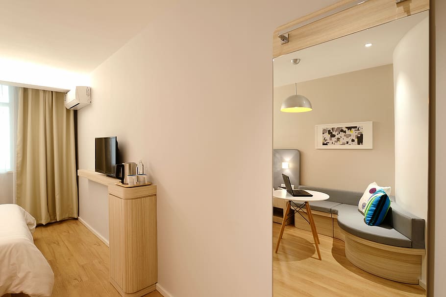mirror, wall, inside, room, hotel, guest room, new, domestic Room, apartment, bed, bedroom