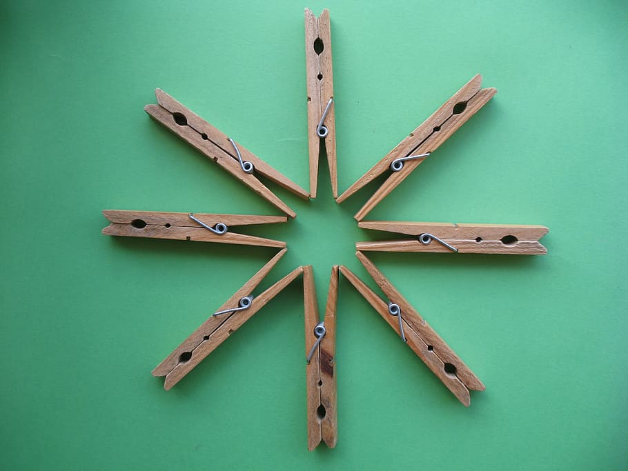 star, tweezers, clothing, wood - Material