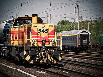 yellow, red, train, rail, locomotive, railway, loco, seemed, transport, industry, rail traffic