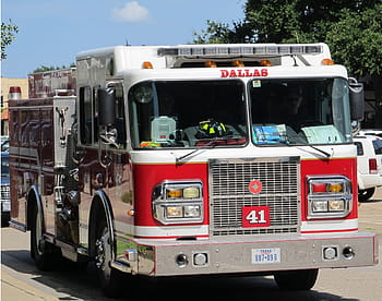 bianca, rosso, camion dei pompieri, marciapiede, giorno, autopompa, dallas, Texas, emergenza, vigile del fuoco, pompiere