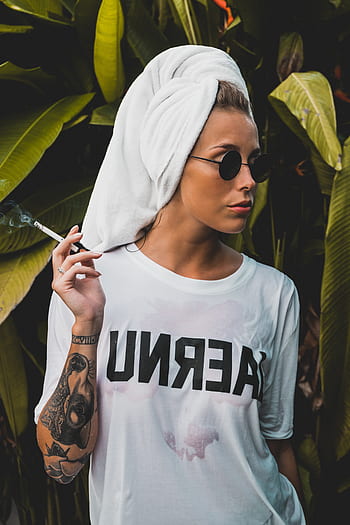 žena, Modelka, kouření, cigareta, mokré, vlasy, ručník, whtie, sluneční brýle, móda