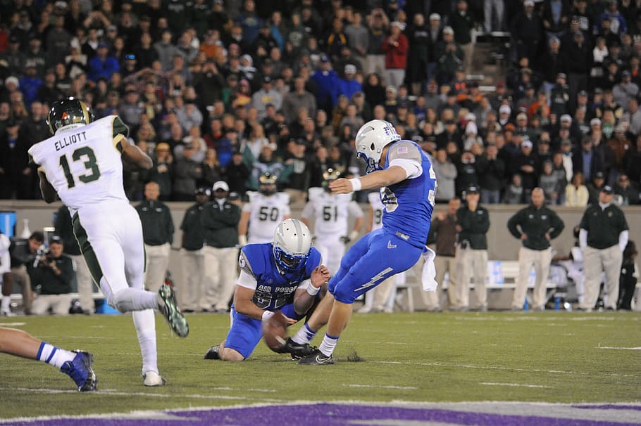 american football, place kicker, field, goal, concentration, execution, gridiron, headgear, kicking, kick, male