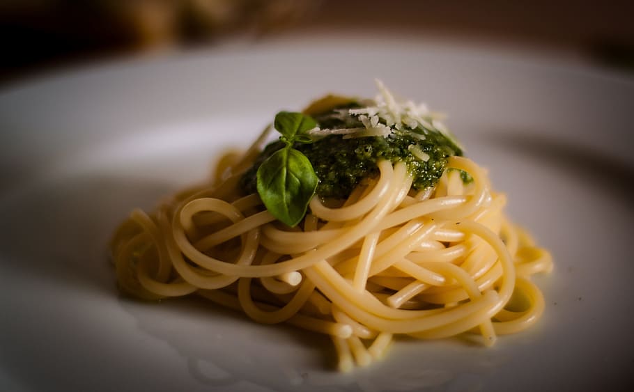 těstoviny, bylinné zálivky, bílý, keramický, deska, bylina, polevy, keramická deska, špagety, pesto, bazalka
