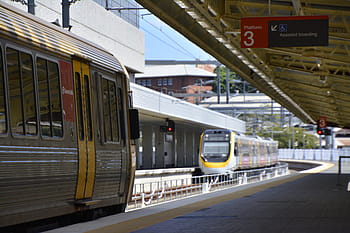 brisbane, τρένο, ταξίδι, Αυστραλία, δρόμος, ΣΙΔΗΡΟΔΡΟΜΙΚΗ ΓΡΑΜΜΗ, φώτα, μεταφορά, δημόσιο, σταθμός, διαμετακόμιση