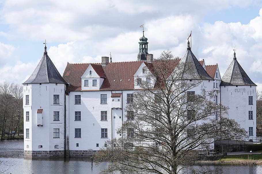 Zavřeno, glücksburg, vodní hrad, uzavřené glücksburg, hradní rybník, mecklenburg, jaro, slunce, mraky, klid, architektura