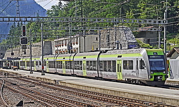 Szwajcaria, lötschberg, kolej, stacja kolejowa, lötschberg, goppenstein, portal południowy, tunel Lötschberg, kolej żelazna, ruch kolejowy, kolej Bern-Lötschberg-simplon, bls