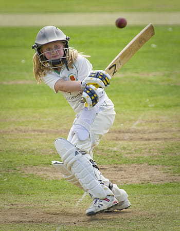 cricket player, holding, cricket bat, daytime, cricket, batting, batter, girl, junior, sport, bat
