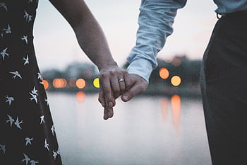 คน, ชาย, หญิง, คู่, จับมือ, การสู้รบ, แหวน, โบเก้, น้ำ, การสะท้อน