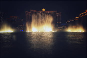 fontána v blízkosti budovy, venkovní, fontána, noc, čas, bellagio, las vegas, hotel, kasino, voda, světla
