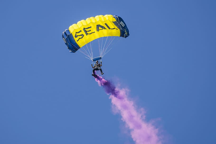 parachute, paratrooper, navy seal, skydiving, parachutist, parachuting