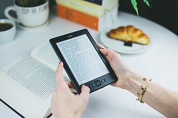 person, holding, amazon, kindle, e-reader, black, e, book, reader, reading, study