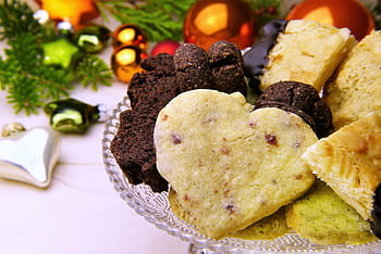 al forno, biscotti, chiaro, ciotola di vetro, decorazione natalizia, addobbi natalizi, biscotti di Natale, Natale, periodo natalizio, contemplativo, regalo di Natale