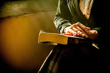 person, holding, black, covered, book, hands, reflecting, bella, thinking, women, reading