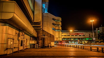 noční graf, dlouhé expozice, noc, večer, světlo, svítí, budova, architektura, icc berlin, kongresové centrum berlín, silnice