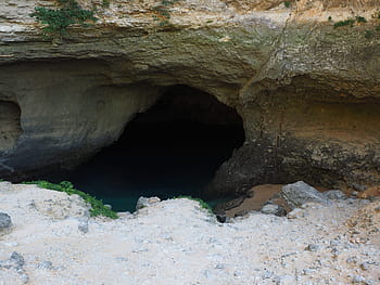 source de la sorgue, zdroj, jaro, vodní jeskyně, jeskyně, řeka, zdroj sorgue, krasové jaro, fontaine de vaucluse, bobtnavé bobky, fontaine-de-vaucluse
