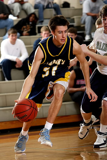 uomo che gioca a basket, pallacanestro, giocatore, palla, sport, gioco, atleta, concorrenza, giocare, attivo, giocatore di pallacanestro