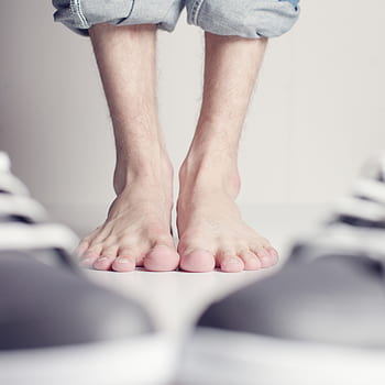 Füße, barfuß, Fuß, zehn, Schuhe, seltsam, abstrakt, Jeans, Mensch, männlich, Mann