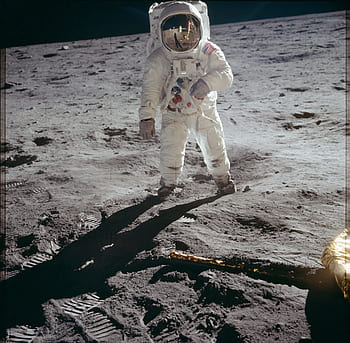 astronaut, měsíc, měsíční povrch, oblek, nasa, americká vlajka, průzkum vesmíru, přistání na Měsíci, měsíční krajina, Vesmírná mise, astronaut na měsíci