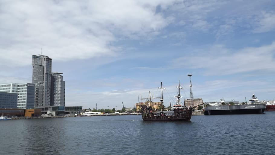 panorama, gdynia, view, the baltic sea, ship, tour, port, cruise ship, architecture, the skyscraper, sea tower