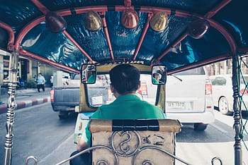 Person, die Autorikscha fährt, Mann, Kerl, Fahrzeug, zurück, Transport, Autos, Straße, Spiegel, Fahren, Dreirad