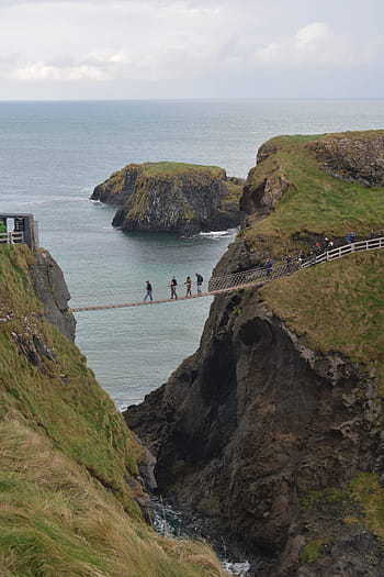 carrick-a-rede, Severní Irsko, Příroda, skály, moře, lanový most, voda, scén, útes, nebe