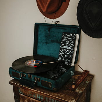 grammofon, sidebord, væg, hatte, noter, notesbog, røg, trækul, møbel, musik, lyde