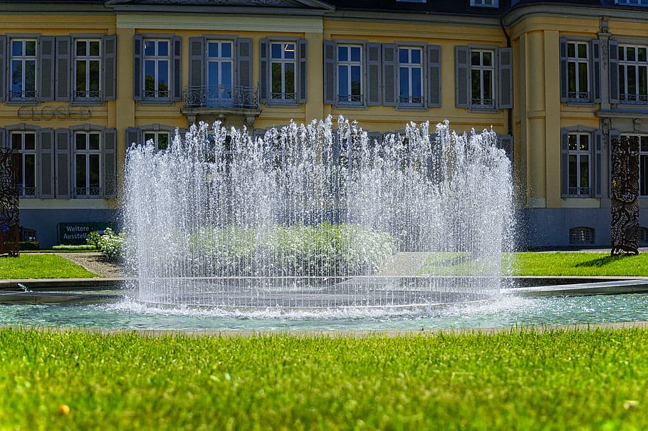 fountain, fontaine, water feature, spray, bubble, wet, water, park, castle park, schloß morsbroich, leverkusen