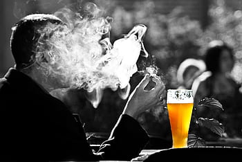 uomo, Fumo, birra, Grano, benefici da, sigaretta, viso, cancro ai polmoni, molto avvincente, sigaro, dipendenza