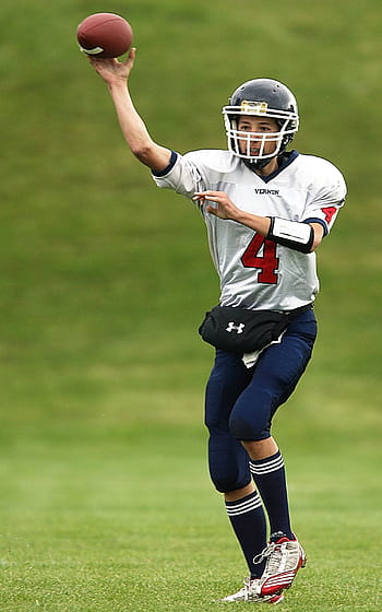 축구, 미식 축구, 쿼터백, 통행인, 패스, 안장, 고교 축구, 스포츠, 던지다, 육상 경기 선수, 위반