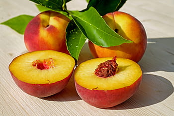 several sliced peach, peach, fruit, red, yellow, juicy, ripe, delicious, sweet, healthy, vitaminhaltig