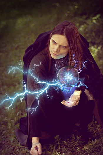mužský, charakter, ukazující, elektrický, koule, čarodějnice, mag, kouzelná koule, magie, čarodějnictví, hláskovat