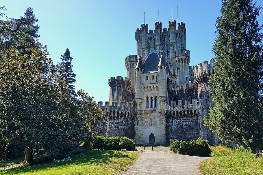 Castle, Butron, Bizkaia, Vizcaya, euskadi, fortress, battlements, torres, medieval, tourism, tree