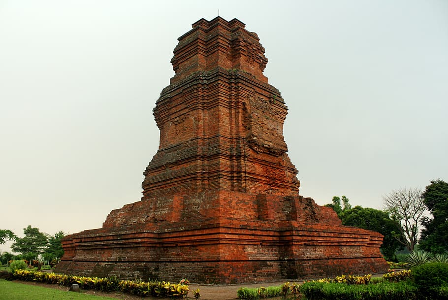 candi berahu, mojokerto, jawa timur, Jáva, indonéština, chrám, budha, buddhistický chrám, dědictví, socha, staré budovy