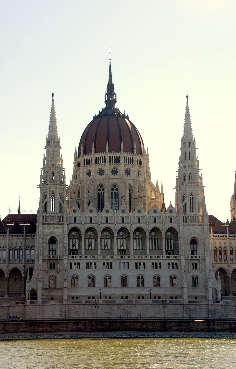 budapešť, parlament, řeka