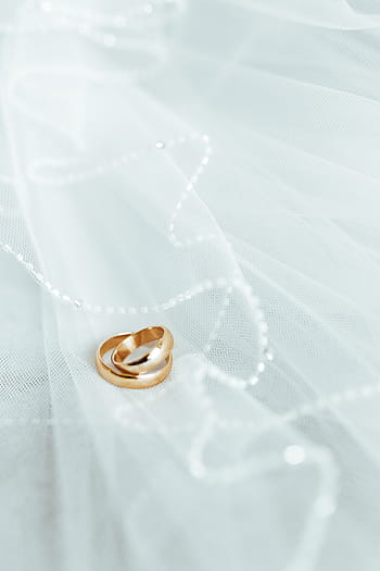 結婚式、 準備、 白、 金色、 ダイヤモンド、 ドレス、 イヤリング、 リング、 ベール、 コルセット、 結婚