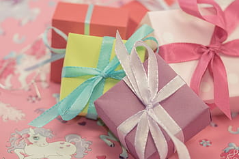 four, assorted-color gift boxes, white, pink, pony print fabric sheet, gift, made, package, loop, packet loop, christmas