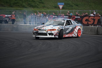 黒、 白、 クーペ、 ドリフト、 コンクリート、 道路、 昼間、 車、 レース、 スポーツ、 スポーツカー
