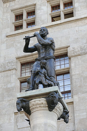 Lipsko, Sasko, historické centrum, fontána, voda, postava, sochařství, bronz, muž, dítě, hudba