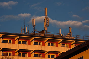 facade-masts-telecommunications-cell-tow