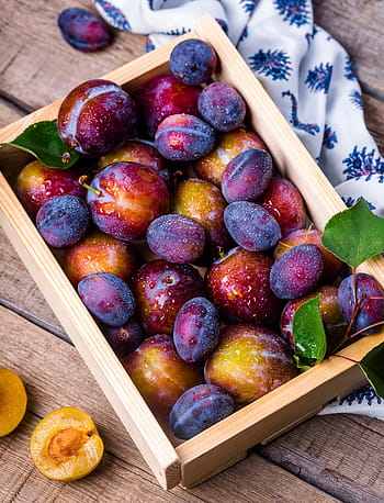 kulaté ovoce, hnědý, dřevěný, box, švestka, ovoce, letní, stálý život, vitamíny, zahrada, produkty