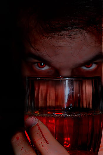 mężczyzna, trzymać, jasny, szklany kieliszek do wina, przerażenie, strach, terror, chłodzenie, halloween, straszny, ludzie